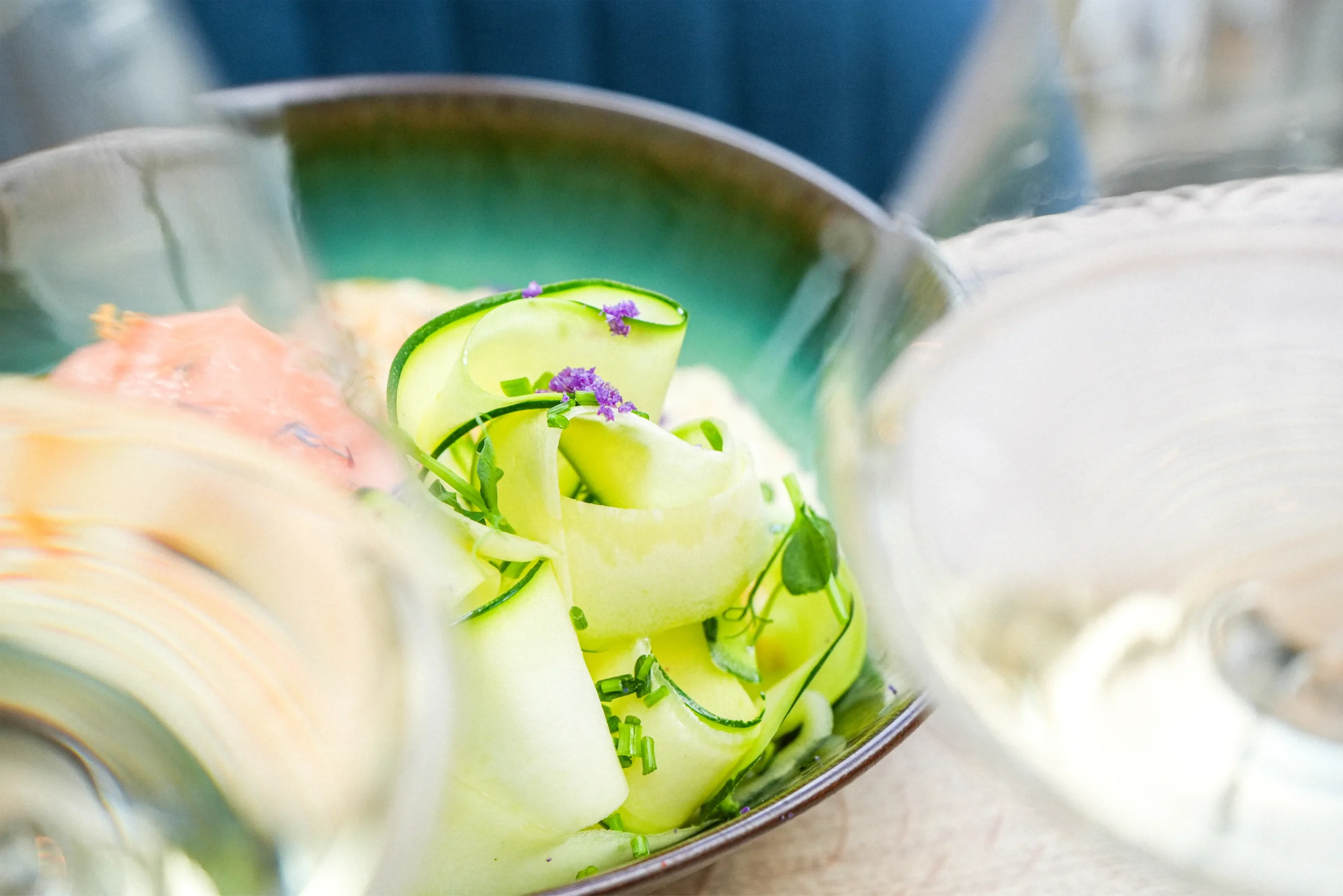 Restaurant Il Frascati, table, saumon et courgette rôti